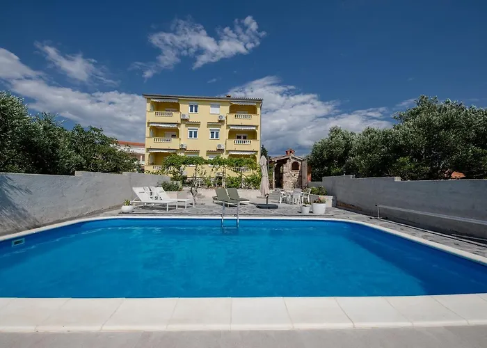 Casa Surya - Apartments With Sea View And Swimming Pool