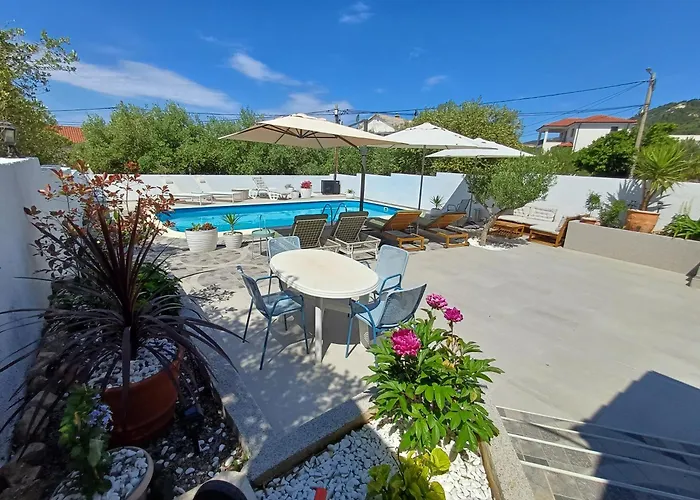 Casa Surya - Apartments With Sea View And Swimming Pool