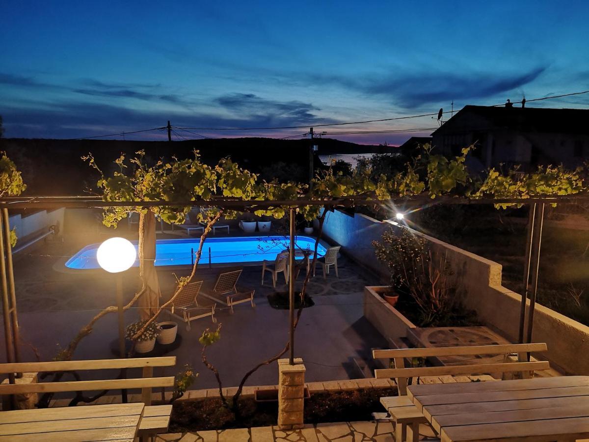 Apartamento Casa Surya - With Sea View And Swimming Pool Barbat na Rabu
